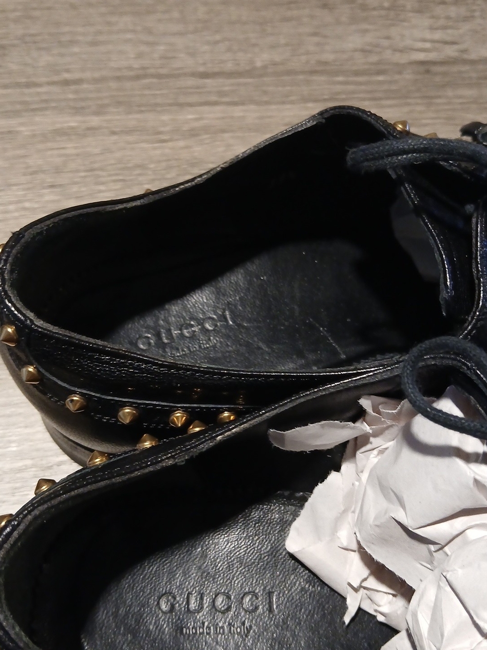 Gucci Betis Glamour Studded Black Leather Oxfords Sz 39.5 IT (US Women's 9.5) - Picture 2 of 16